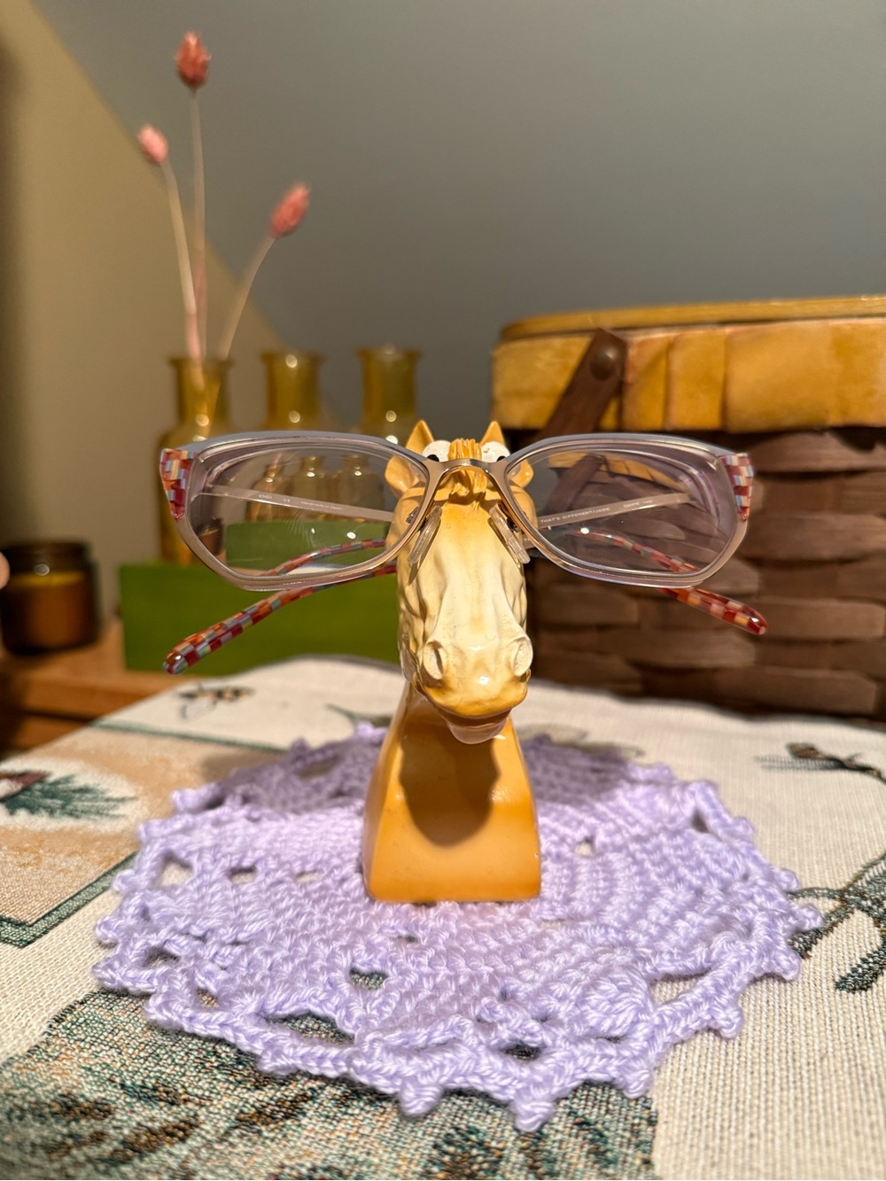 Vintage Enesco Muzeum Retro Horse Eyeglass Stand Spectacle Holder Silly Eyes